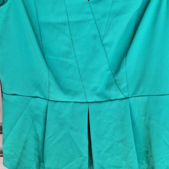 Banana Republic Peplum Blouse Sz6 V Neck Zip Back Sleeveless Sea Green Quality - Picture 6 of 10
